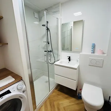 Апартаменты Agreable Chantilly Avec Balcon Et Parking Securise По