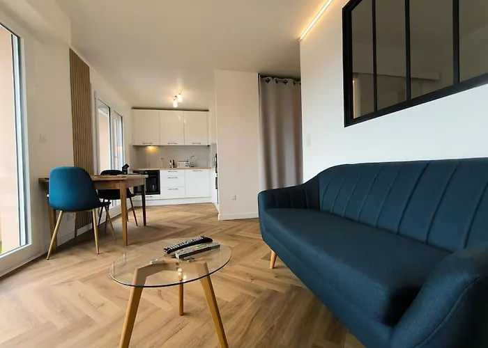 Agreable Chantilly Avec Balcon Et Parking Securise