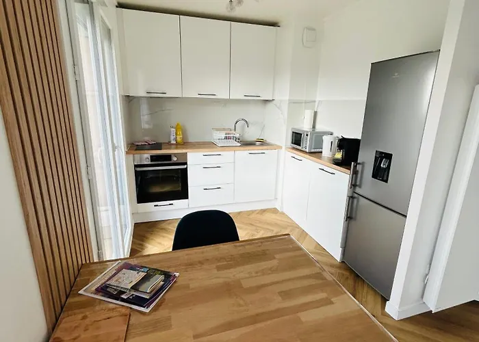 דירה Agreable Chantilly Avec Balcon Et Parking Securise פאו